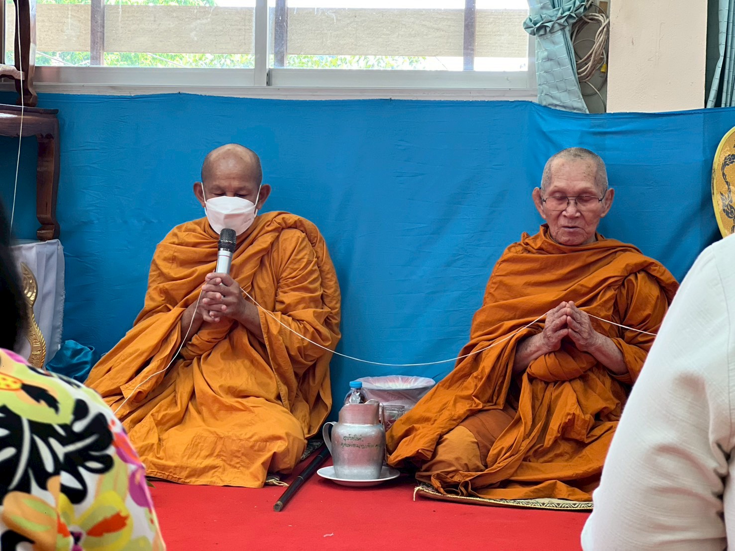 title - ส.ป.ก. ยโสธร จัดพิธีเจริญพระพุทธมนต์ทำบุญถวายภัตตาหารเพลแด่พระสงฆ์ พิธีสักการะศาลเจ้าที่และสิ่งศักดิ์สิทธิ์ประจำสำนักงาน เนื่องในเทศกาลวันขึ้นปีใหม่ไทย